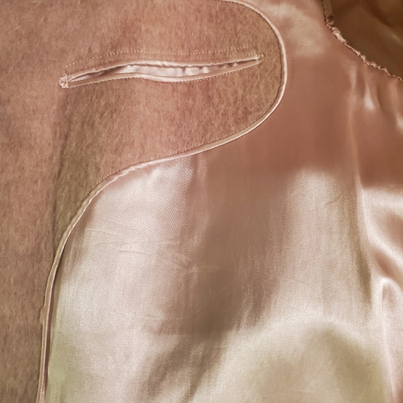 VINTAGE LONG COAT IN A VERY LIGHT PINK SIZE L/XL - Picture 7 of 8